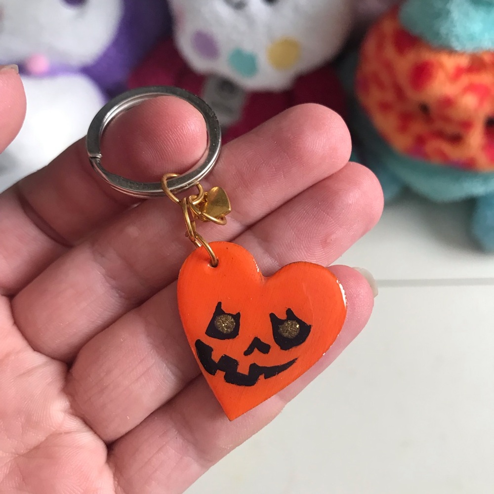 Handmade Orange Heart Pumpkin Keychain - Kids Accessories
